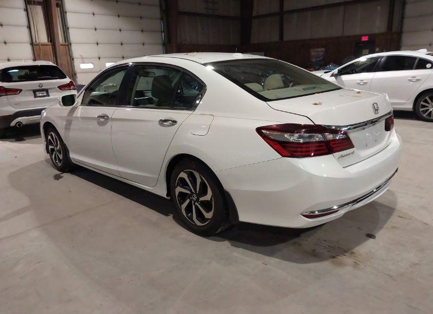Photo 3 of 2017 Honda Accord EX-L (VIN 1HGCR2F84HA116143)