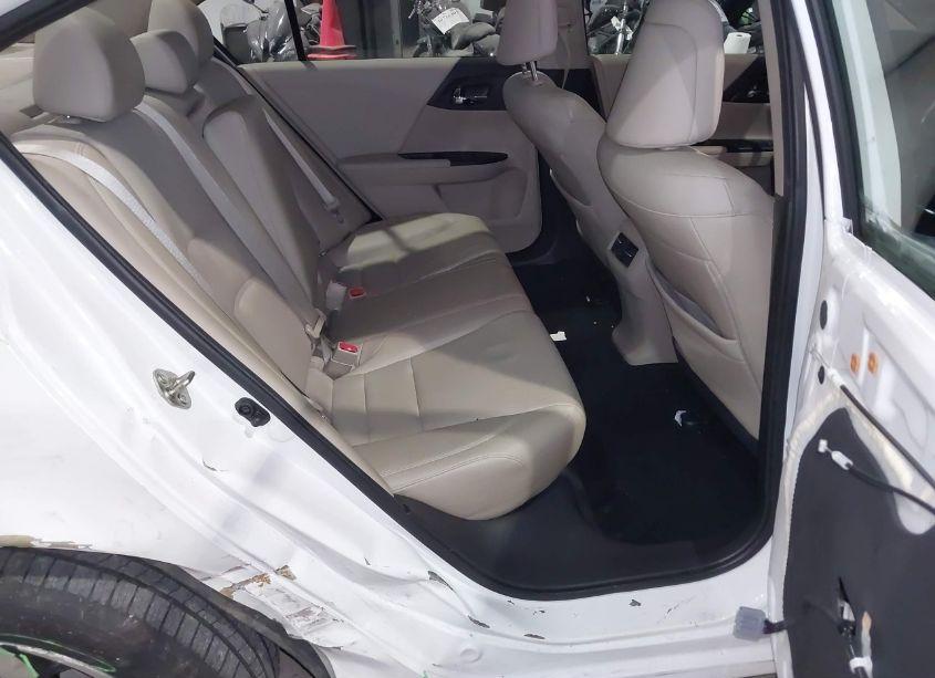 Photo 8 of 2017 Honda Accord EX-L (VIN 1HGCR2F84HA116143)