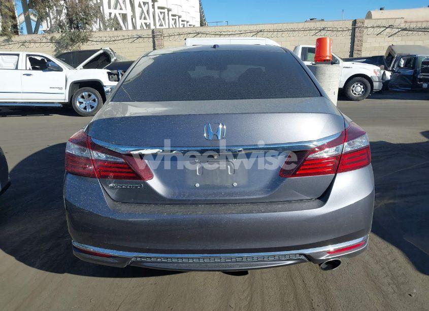 Photo 17 of 2017 Honda Accord EX-L (VIN 1HGCR2F84HA136649)