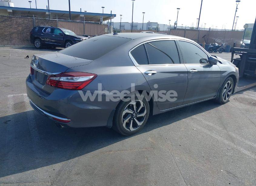 Photo 4 of 2017 Honda Accord EX-L (VIN 1HGCR2F84HA136649)