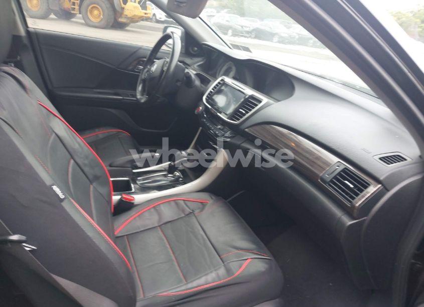 Photo 5 of 2017 Honda Accord EX-L (VIN 1HGCR2F84HA229655)