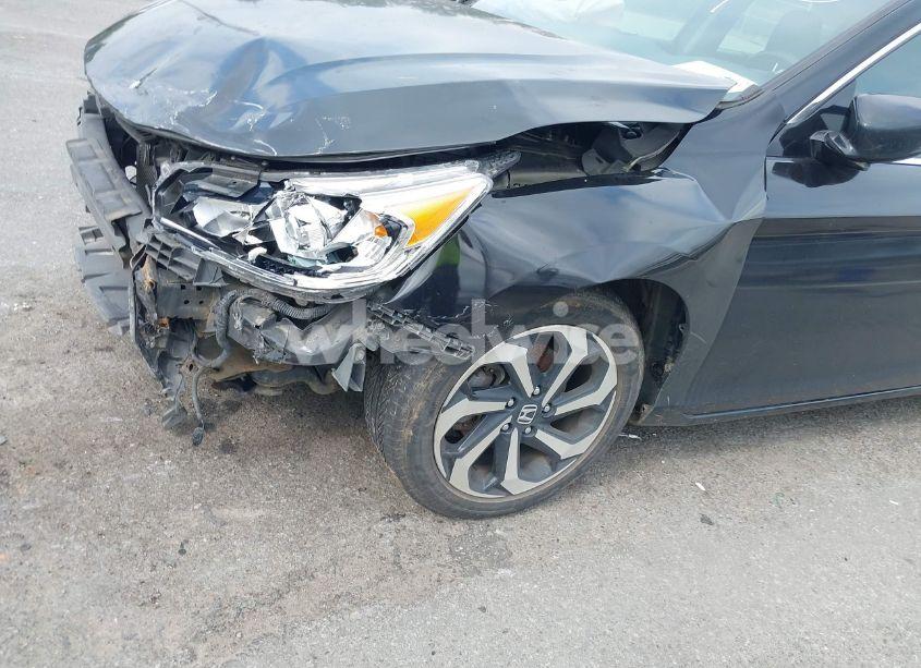 Photo 6 of 2017 Honda Accord EX-L (VIN 1HGCR2F84HA250845)