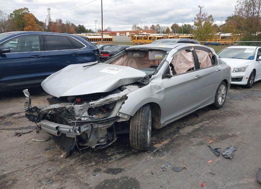 Photo 2 of 2013 Honda Accord EX-L (VIN 1HGCR2F85DA014991)