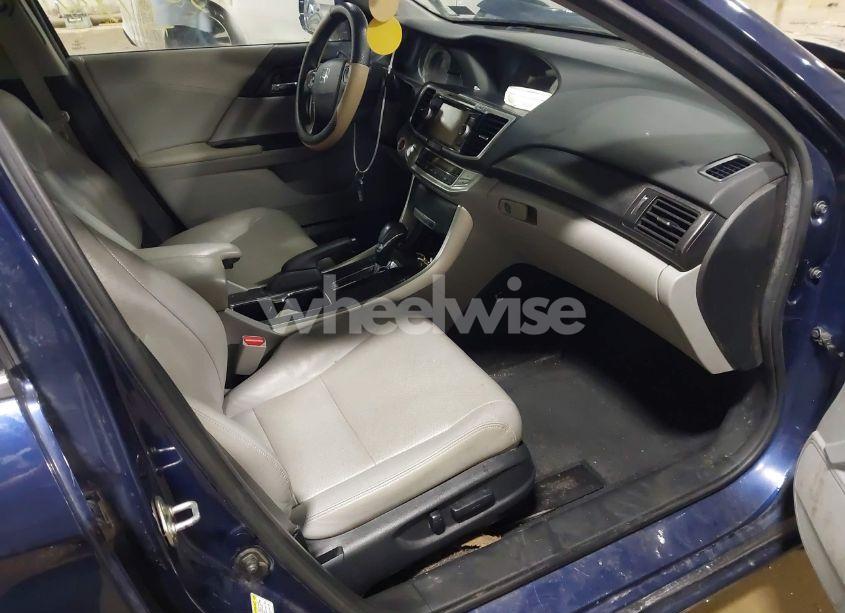 Photo 5 of 2013 Honda Accord EX-L (VIN 1HGCR2F85DA025893)