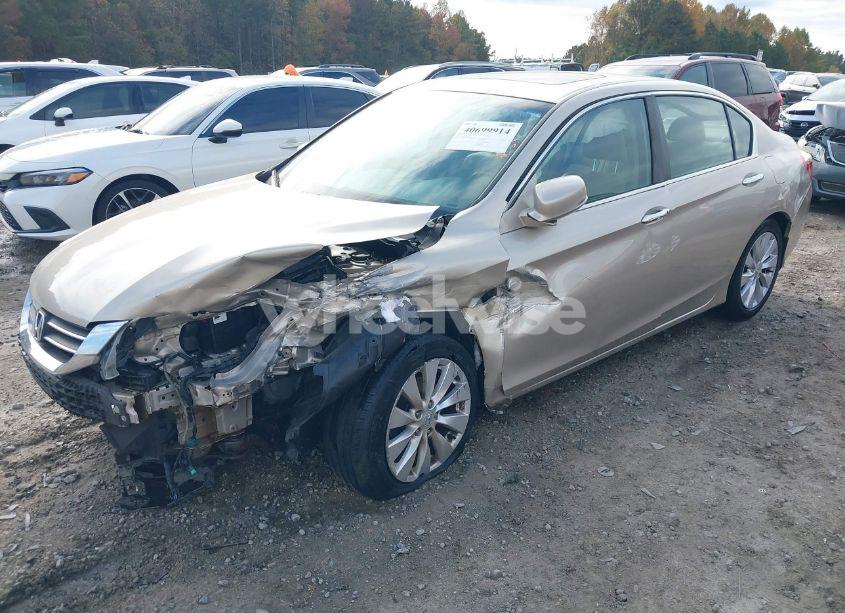 Photo 2 of 2013 Honda Accord EX-L (VIN 1HGCR2F85DA180475)
