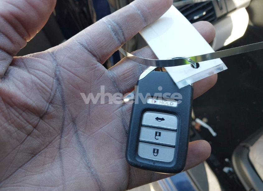 Photo 11 of 2013 Honda Accord EX-L (VIN 1HGCR2F85DA270323)