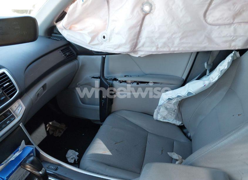 Photo 5 of 2013 Honda Accord EX-L (VIN 1HGCR2F85DA270323)