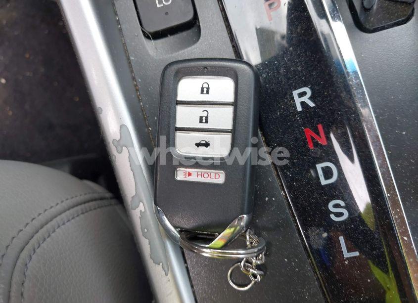 Photo 11 of 2013 Honda Accord EX-L (VIN 1HGCR2F85DA276493)