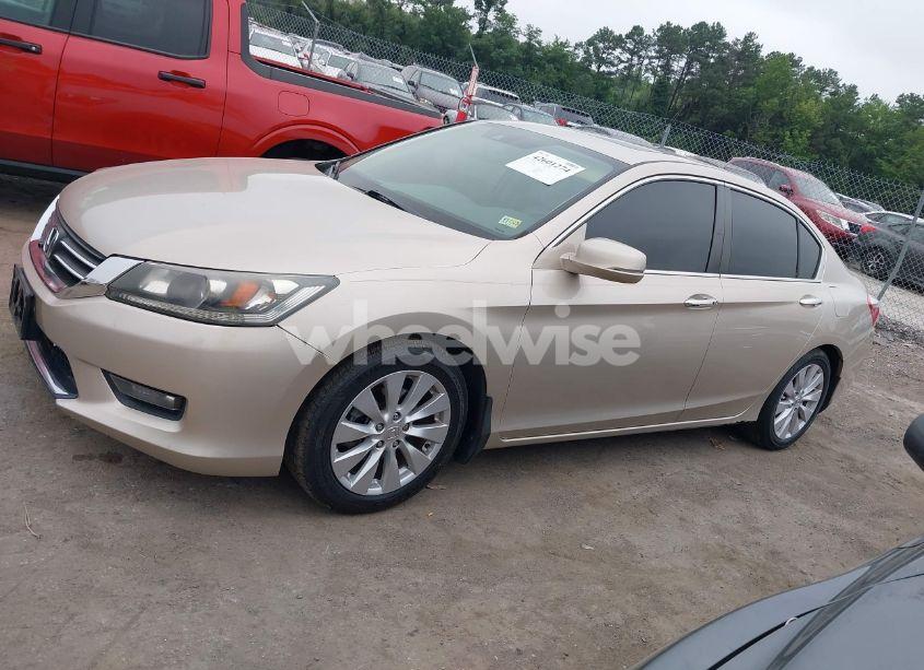 Photo 14 of 2014 Honda Accord EX-L (VIN 1HGCR2F85EA092947)