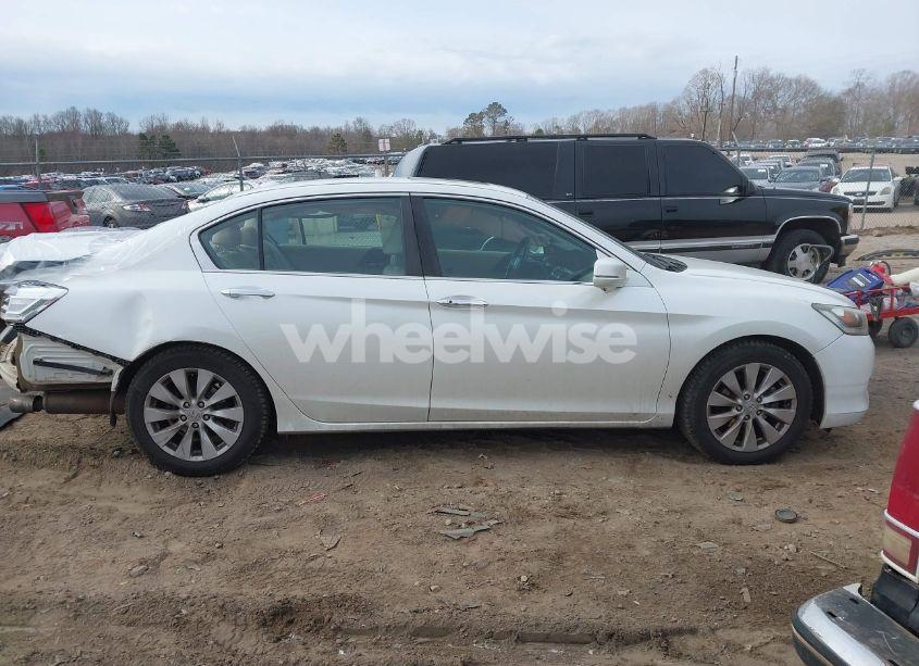Photo 13 of 2014 Honda Accord EX-L (VIN 1HGCR2F85EA112582)
