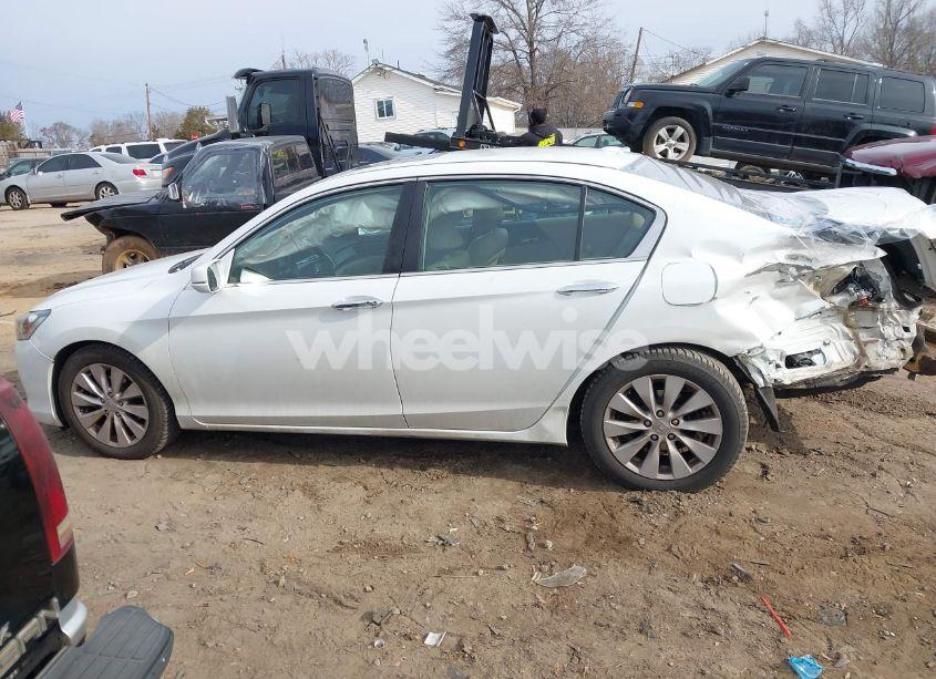 Photo 14 of 2014 Honda Accord EX-L (VIN 1HGCR2F85EA112582)