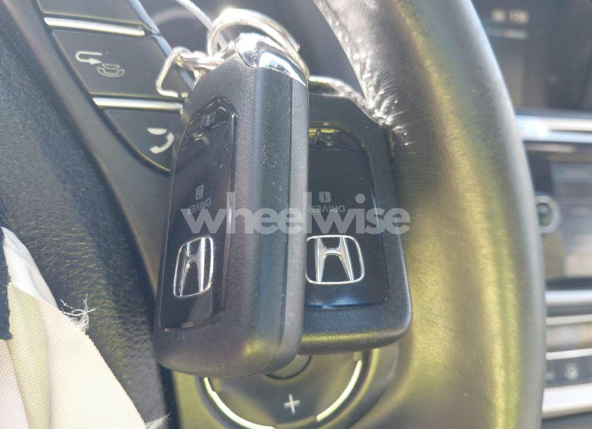 Photo 11 of 2014 Honda Accord EX-L (VIN 1HGCR2F85EA188786)