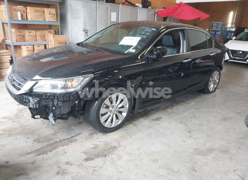 Photo 2 of 2014 Honda Accord EX-L (VIN 1HGCR2F85EA211032)