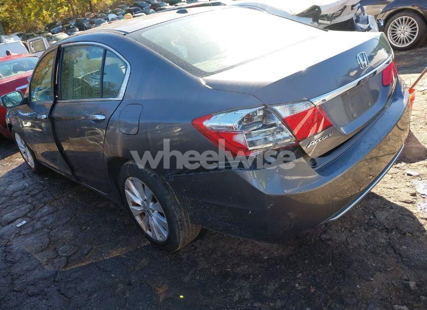 Photo 3 of 2014 Honda Accord EX-L (VIN 1HGCR2F85EA302687)