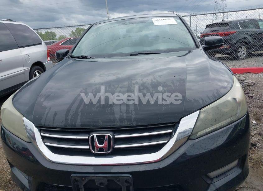 Photo 13 of 2015 Honda Accord EX-L (VIN 1HGCR2F85FA008255)