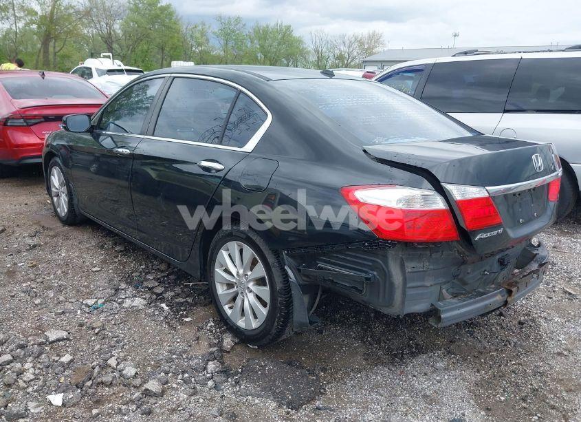 Photo 3 of 2015 Honda Accord EX-L (VIN 1HGCR2F85FA008255)