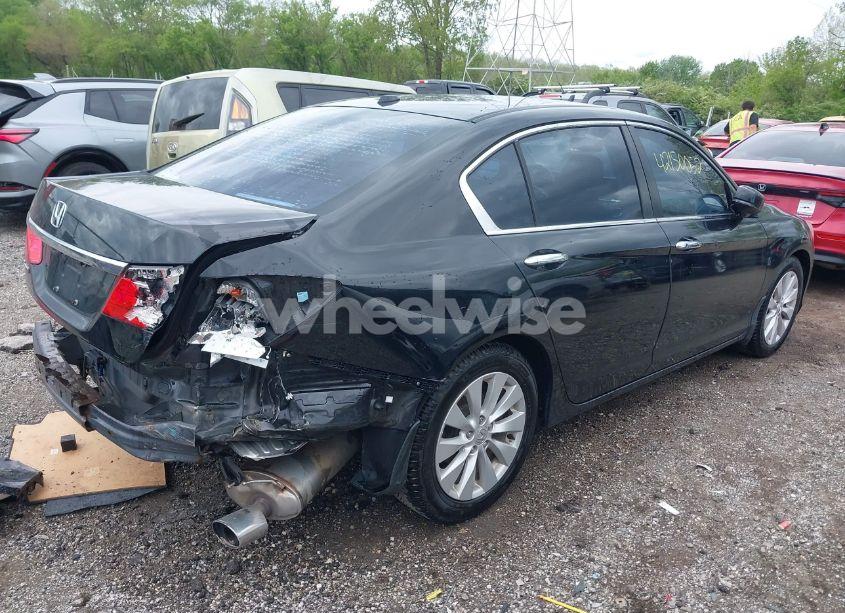 Photo 4 of 2015 Honda Accord EX-L (VIN 1HGCR2F85FA008255)