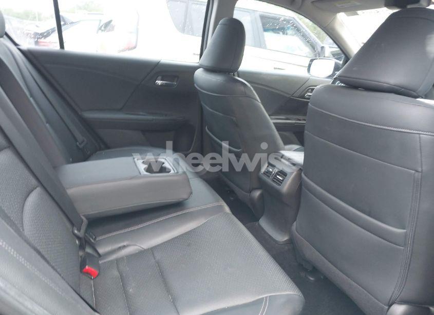 Photo 8 of 2015 Honda Accord EX-L (VIN 1HGCR2F85FA008255)