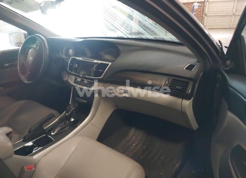 Photo 5 of 2015 Honda Accord EX-L (VIN 1HGCR2F85FA085241)