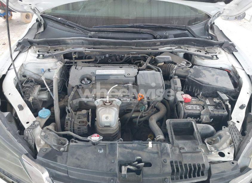 Photo 10 of 2015 Honda Accord EX-L (VIN 1HGCR2F85FA120277)