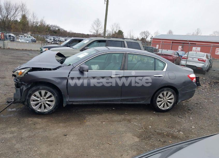 Photo 15 of 2015 Honda Accord EX-L (VIN 1HGCR2F85FA135510)