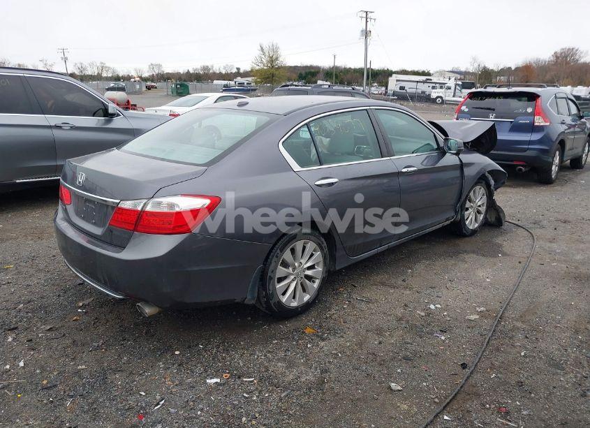 Photo 4 of 2015 Honda Accord EX-L (VIN 1HGCR2F85FA135510)