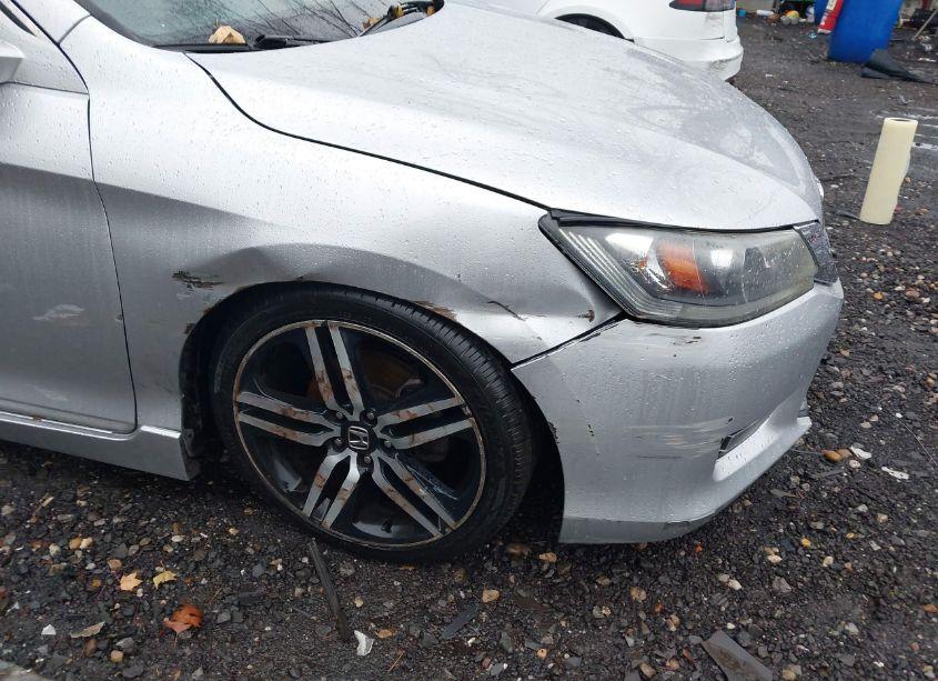 Photo 6 of 2015 Honda Accord EX-L (VIN 1HGCR2F85FA196176)