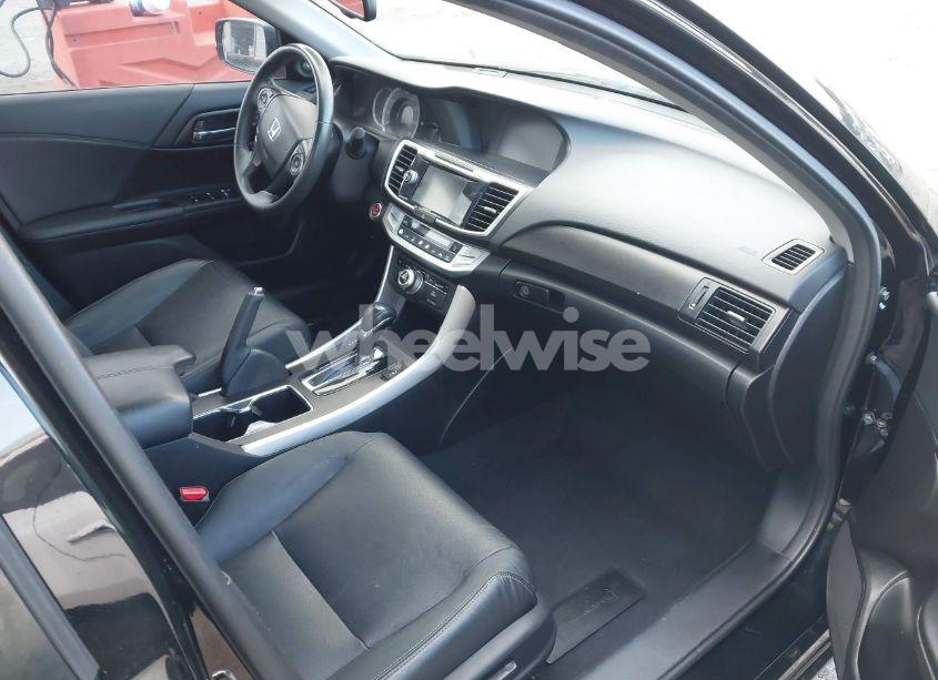 Photo 5 of 2015 Honda Accord EX-L (VIN 1HGCR2F85FA264668)