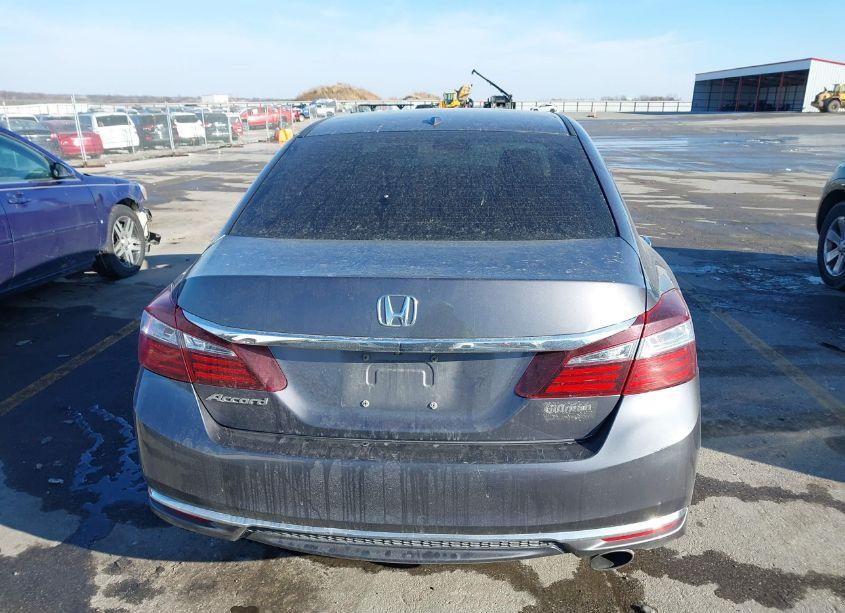 Photo 16 of 2016 Honda Accord EX-L (VIN 1HGCR2F85GA000867)