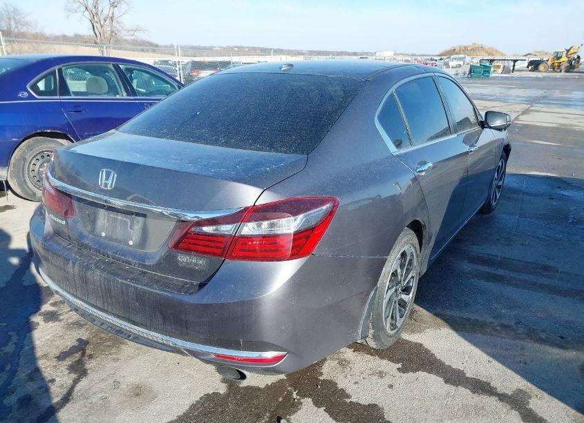Photo 4 of 2016 Honda Accord EX-L (VIN 1HGCR2F85GA000867)