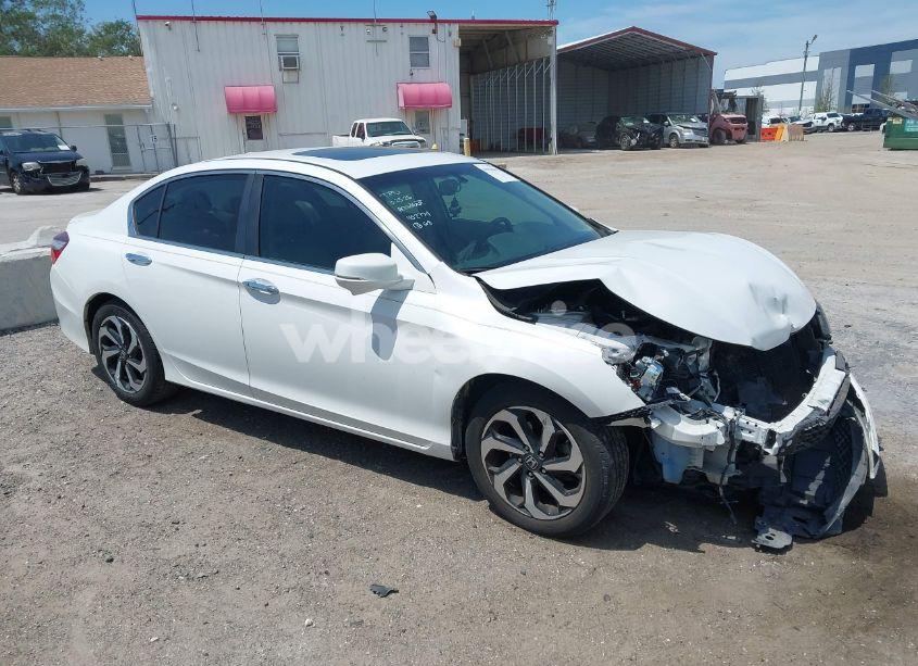 Photo 14 of 2016 Honda Accord EX-L (VIN 1HGCR2F85GA011920)