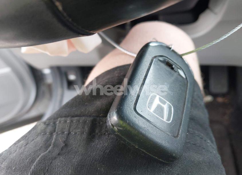 Photo 11 of 2016 Honda Accord EX-L (VIN 1HGCR2F85GA089744)