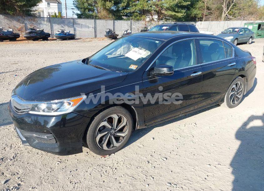 Photo 2 of 2016 Honda Accord EX-L (VIN 1HGCR2F85GA173921)