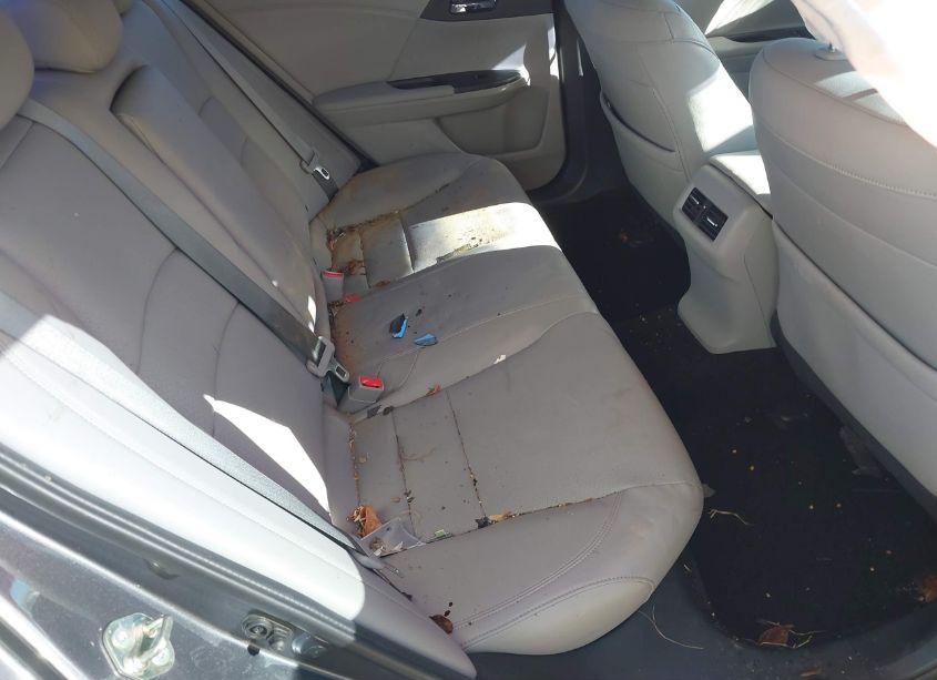 Photo 8 of 2016 Honda Accord EX-L (VIN 1HGCR2F85GA183364)