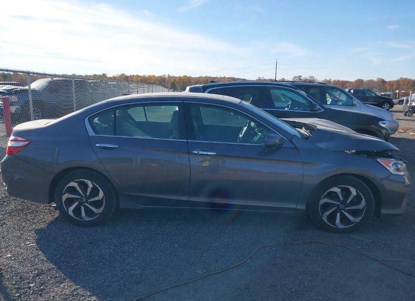 Photo 13 of 2017 Honda Accord EX-L (VIN 1HGCR2F85HA031831)