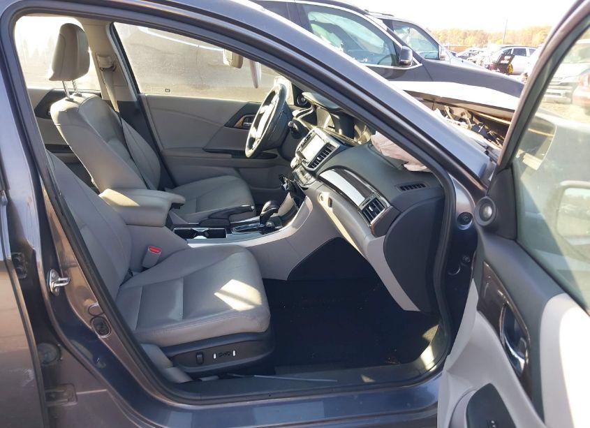 Photo 5 of 2017 Honda Accord EX-L (VIN 1HGCR2F85HA031831)