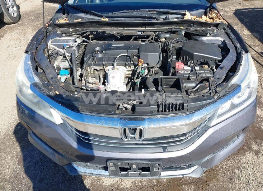 Photo 10 of 2017 Honda Accord EX-L (VIN 1HGCR2F85HA103207)