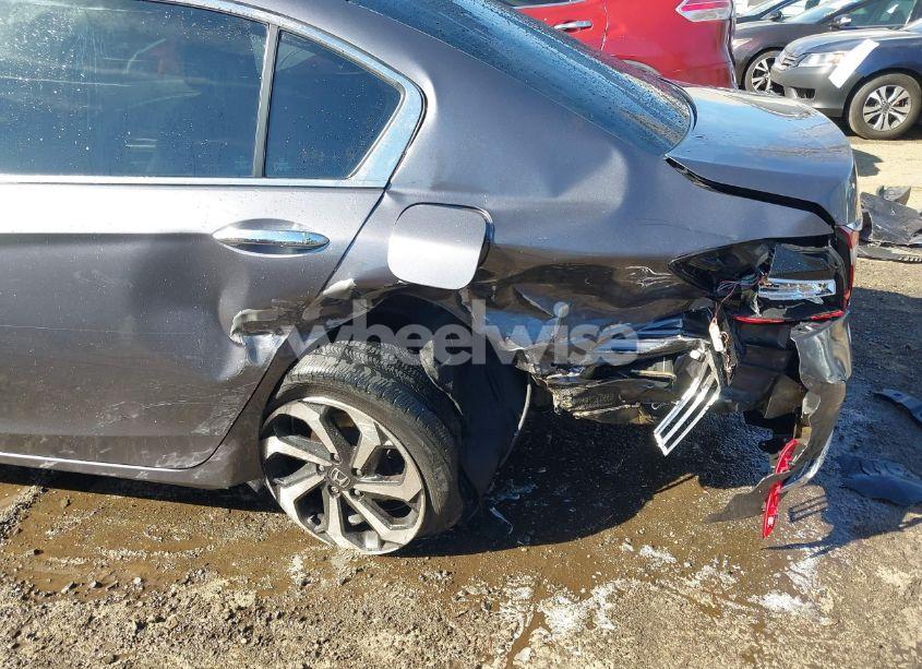 Photo 6 of 2017 Honda Accord EX-L (VIN 1HGCR2F85HA103207)