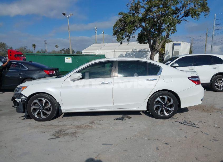 Photo 14 of 2017 Honda Accord EX-L (VIN 1HGCR2F85HA104177)