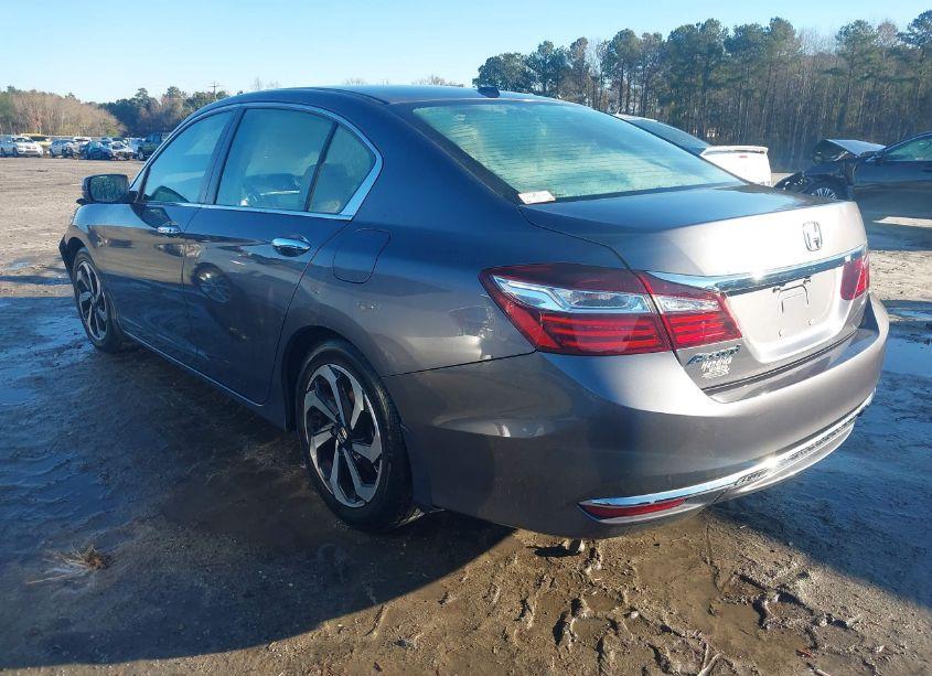 Photo 3 of 2017 Honda Accord EX-L (VIN 1HGCR2F85HA109704)