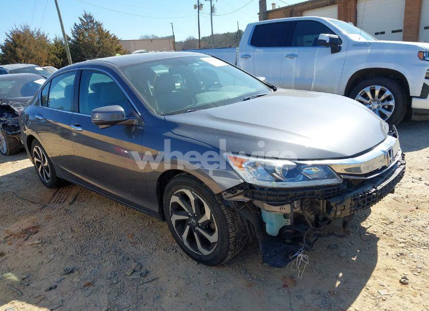2017 Honda Accord EX-L (VIN 1HGCR2F85HA136661) main photo