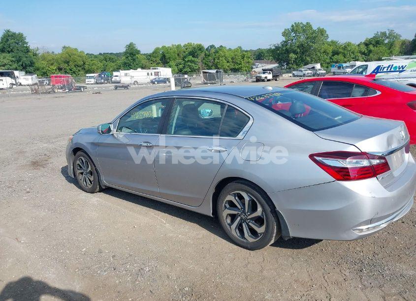 Photo 14 of 2017 Honda Accord EX-L (VIN 1HGCR2F85HA154609)