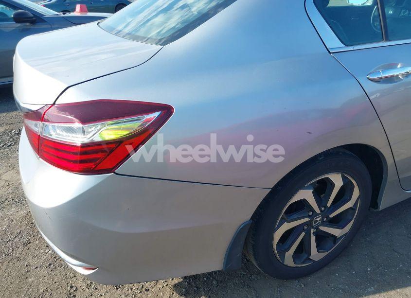 Photo 19 of 2017 Honda Accord EX-L (VIN 1HGCR2F85HA154609)