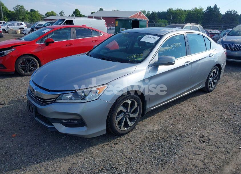 Photo 2 of 2017 Honda Accord EX-L (VIN 1HGCR2F85HA154609)