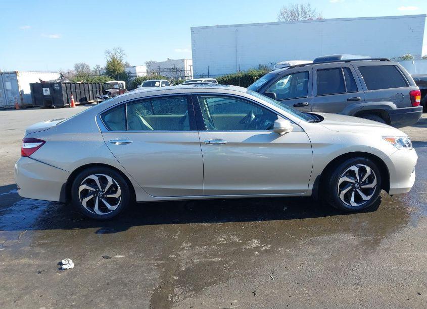 Photo 13 of 2017 Honda Accord EX-L (VIN 1HGCR2F85HA212878)