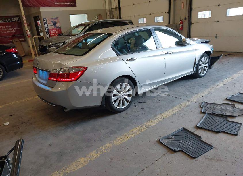 Photo 4 of 2013 Honda Accord EX-L (VIN 1HGCR2F86DA023442)
