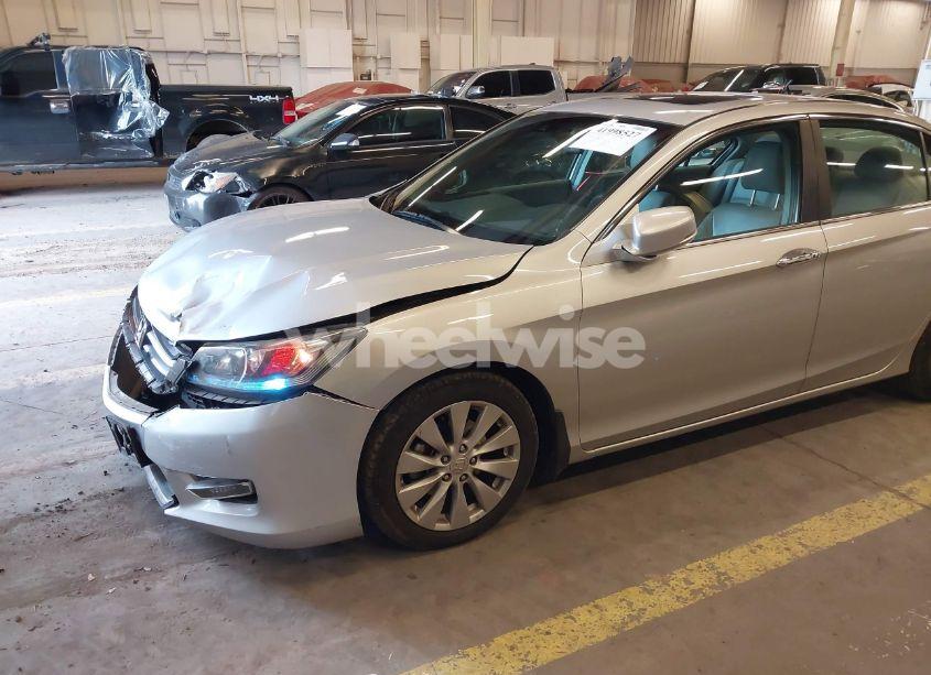 Photo 6 of 2013 Honda Accord EX-L (VIN 1HGCR2F86DA023442)