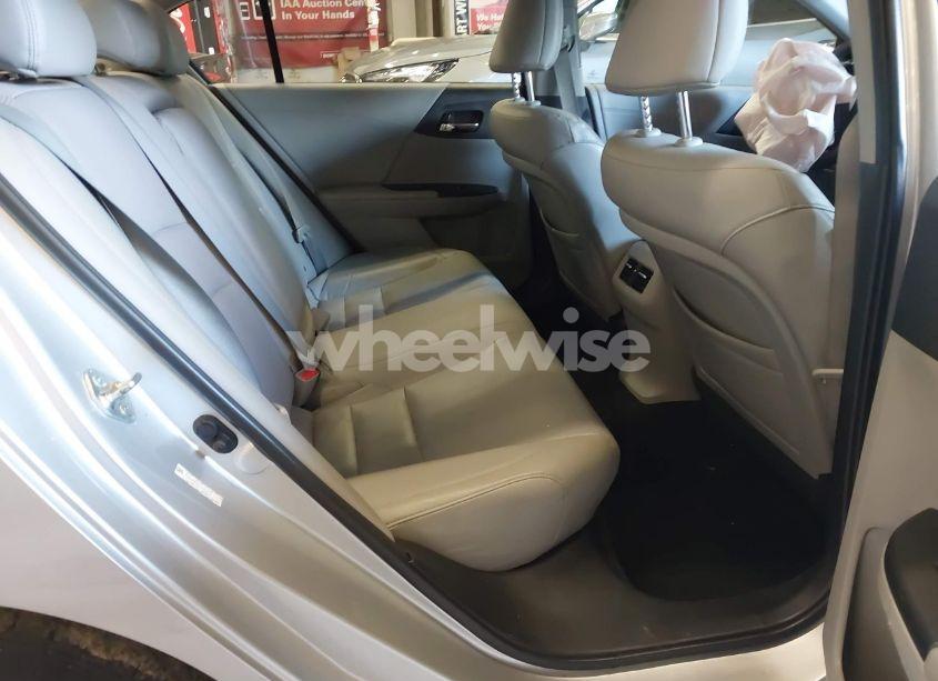 Photo 8 of 2013 Honda Accord EX-L (VIN 1HGCR2F86DA023442)