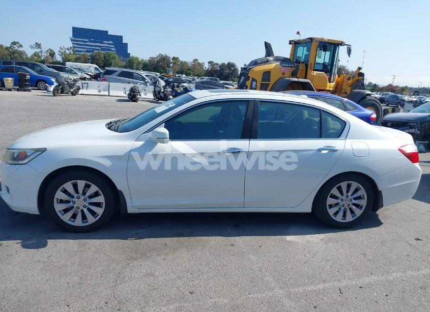Photo 14 of 2013 Honda Accord EX-L (VIN 1HGCR2F86DA024719)