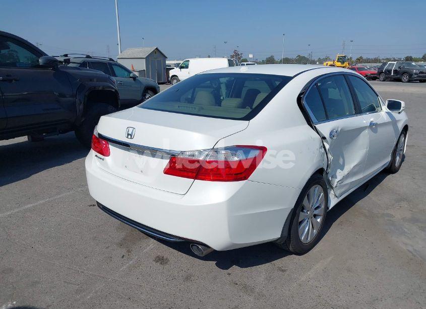 Photo 4 of 2013 Honda Accord EX-L (VIN 1HGCR2F86DA024719)